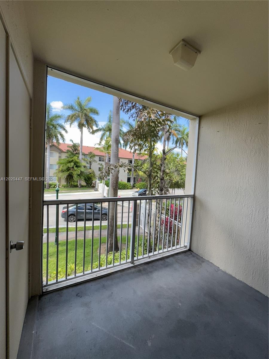 470 South Park Road, Unit 7203 Hollywood, FL 33021 - Photo 9 of 21
