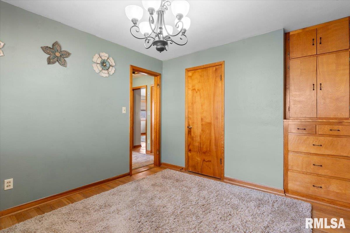 2732 South Welch Avenue Springfield, IL 62704 - Photo 11 of 36