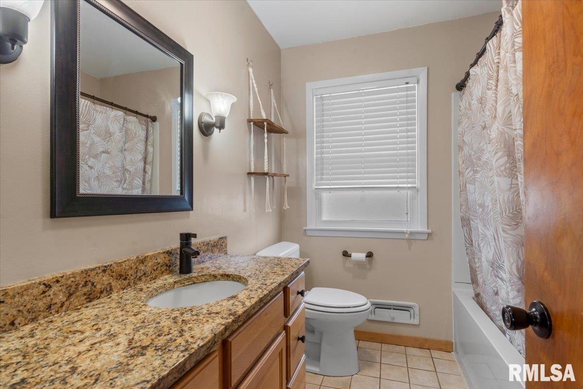 2732 South Welch Avenue Springfield, IL 62704 - Photo 14 of 36