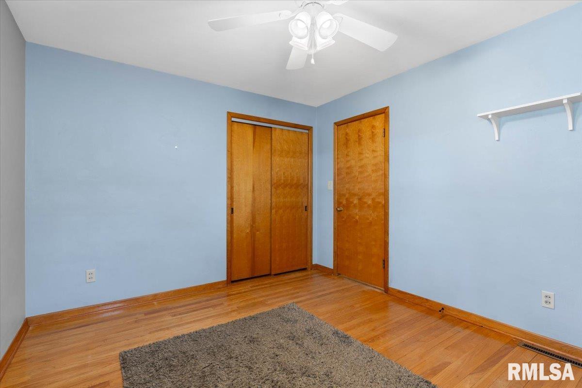 2732 South Welch Avenue Springfield, IL 62704 - Photo 17 of 36