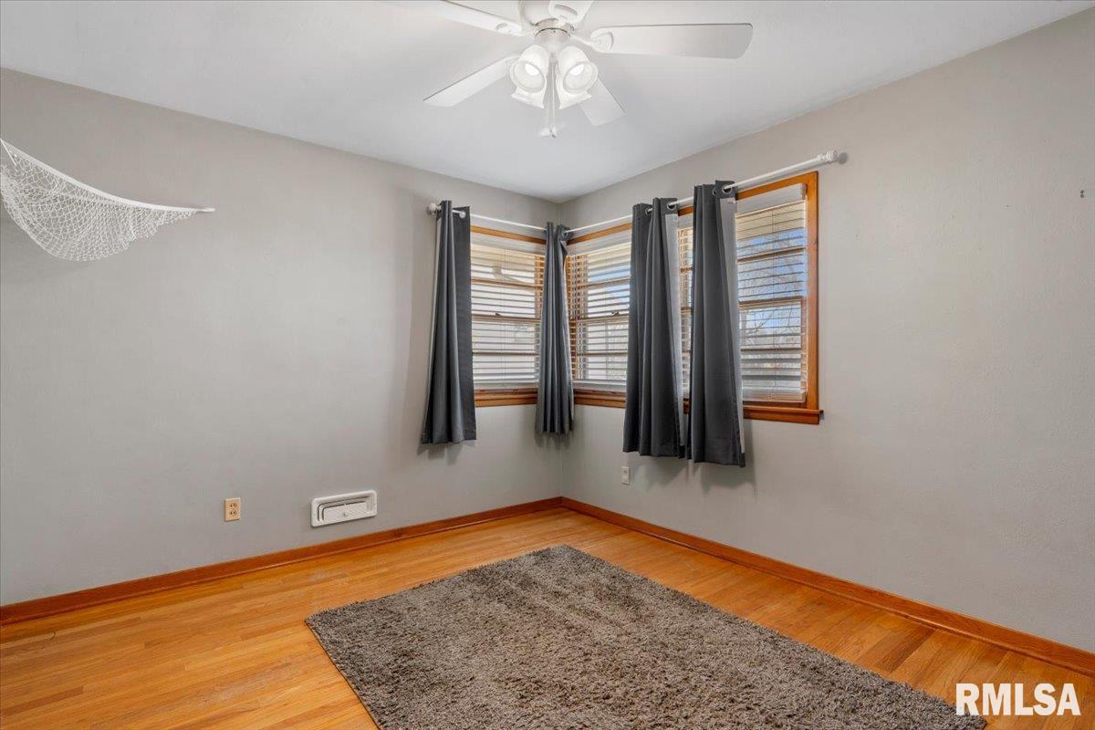2732 South Welch Avenue Springfield, IL 62704 - Photo 18 of 36