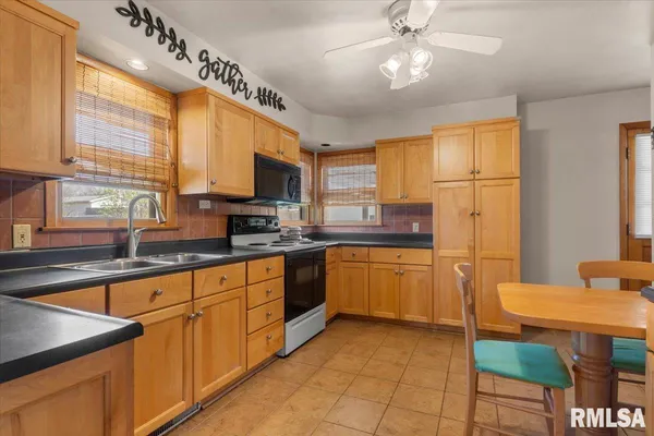$164,000 | 2732 South Welch Avenue, Springfield, IL 62704