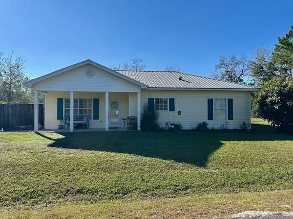 $229,000 | 303 Angela Court, Wewahitchka, FL 32465