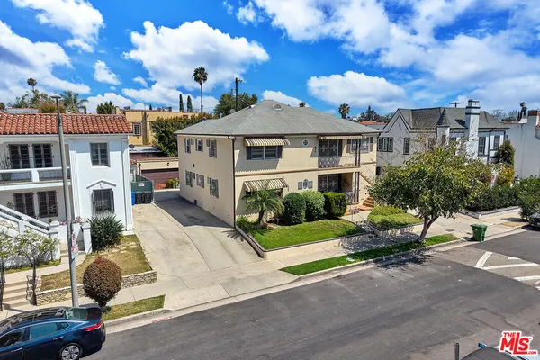 $2,099,000 | 820 Alandele Avenue, Los Angeles, CA 90036