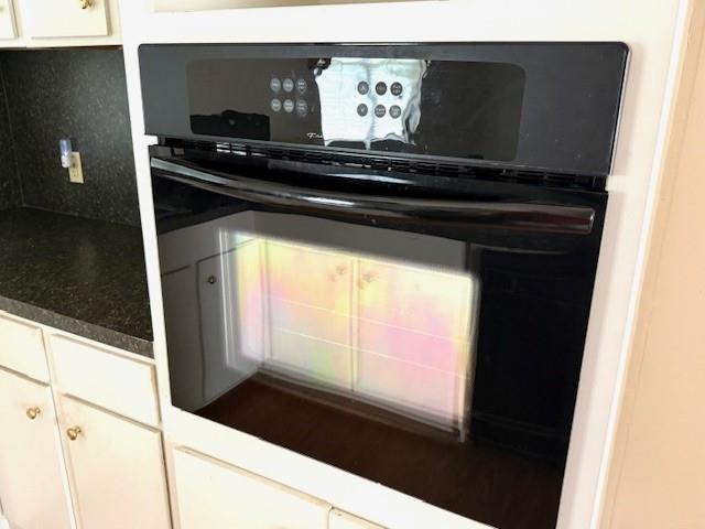 104 Oak Street Homer, LA 71040 - Photo 7 of 29 a close view of stove