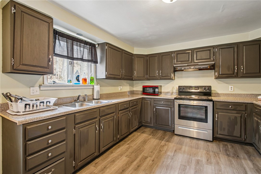 6910 Conesus Springwater Road Conesus, NY 14435 - Photo 9 of 30 Kitchen