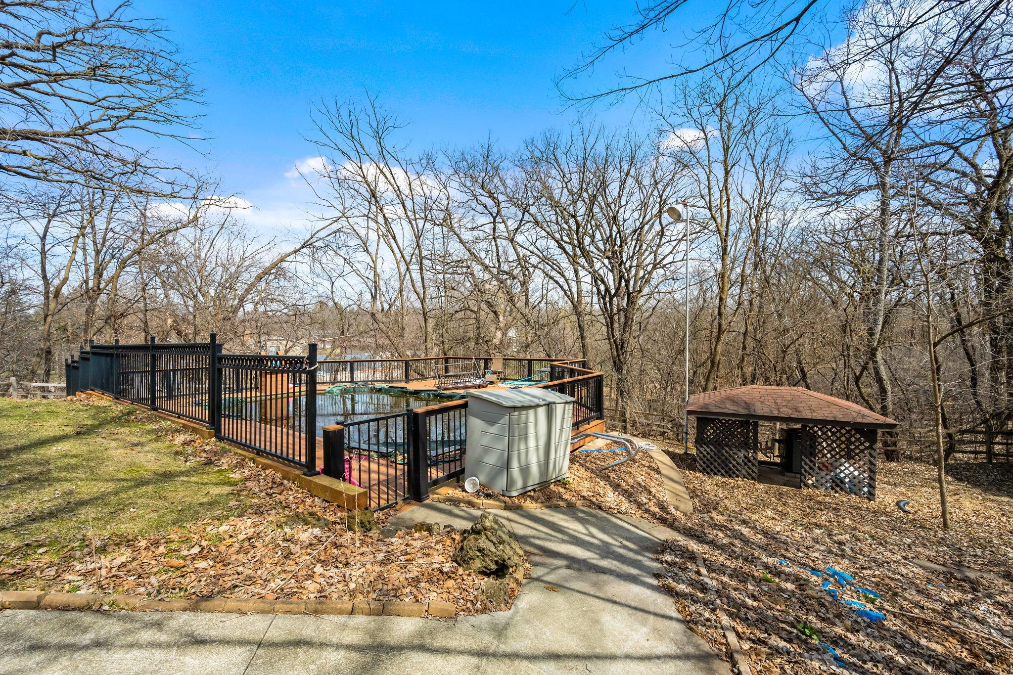17125 Stodola Road Minnetonka, MN 55345 - Photo 4 of 15