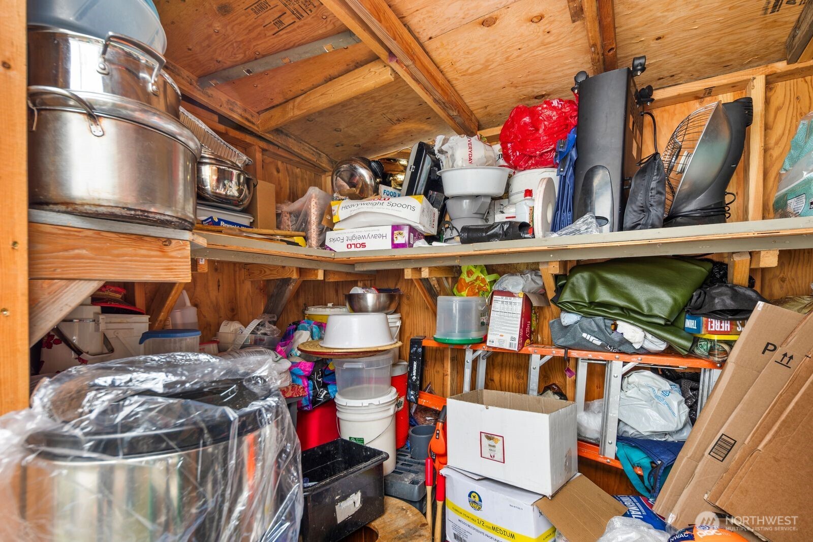 9452 25th Avenue Southwest Seattle, WA 98106 - Photo 22 of 37 a close up of a storage room