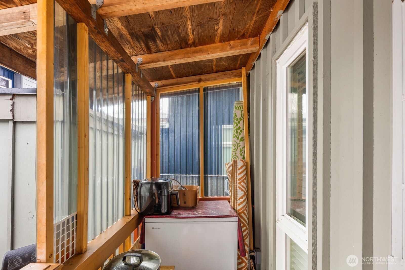 9452 25th Avenue Southwest Seattle, WA 98106 - Photo 23 of 37 a view of front door