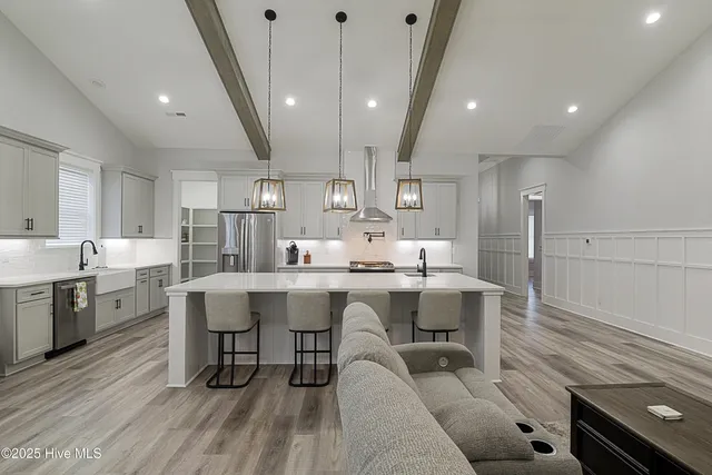 $575,000 | 1200 Moultrie Drive Northwest, Calabash, NC 28467