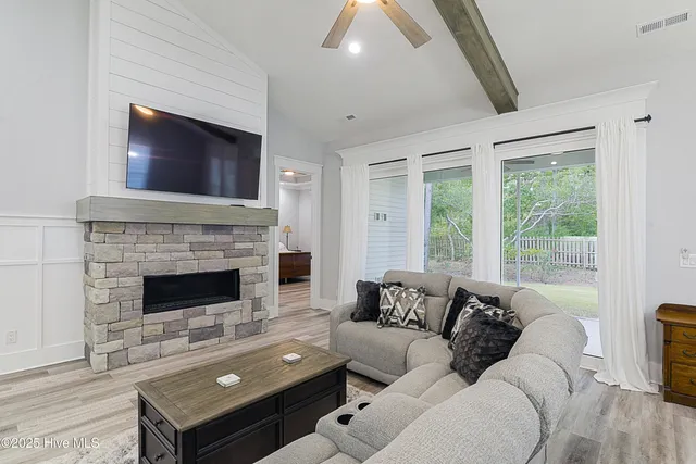 $575,000 | 1200 Moultrie Drive Northwest, Calabash, NC 28467