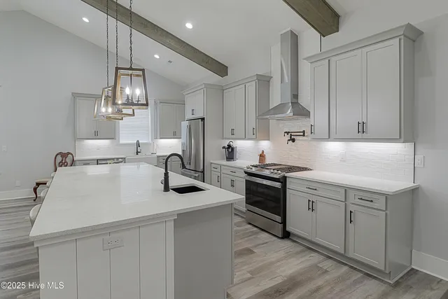 $575,000 | 1200 Moultrie Drive Northwest, Calabash, NC 28467