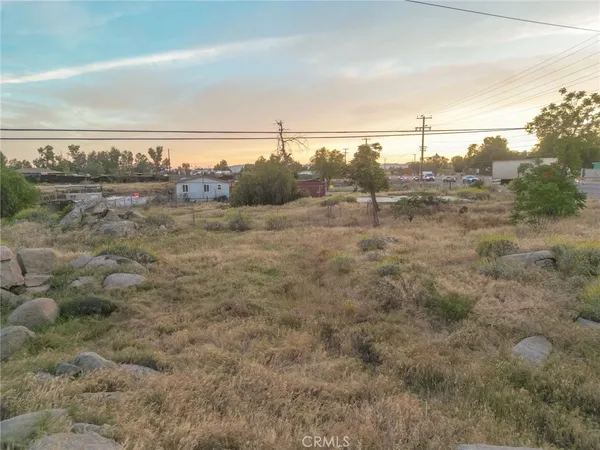 $200,000 | 23500 Highway 74, Perris, CA 92570