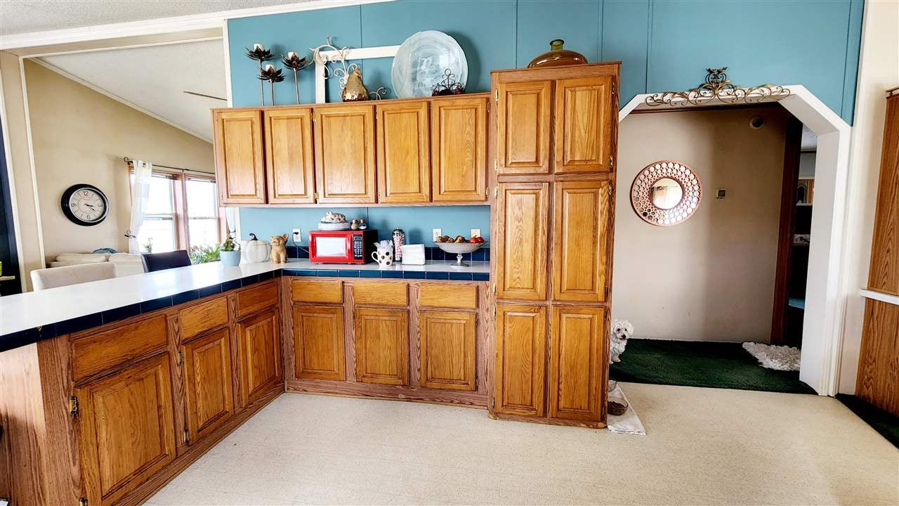 614 Beach View Drive Iowa City, IA 52246 - Photo 5 of 14 Gallery Image 5