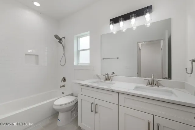 a view of the terrace view