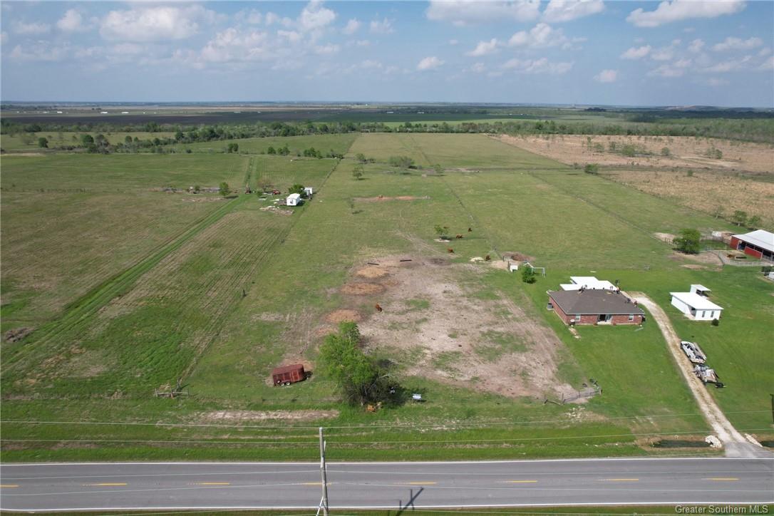 90 Highway 90 Welsh, LA 70591 - Photo 2 of 12