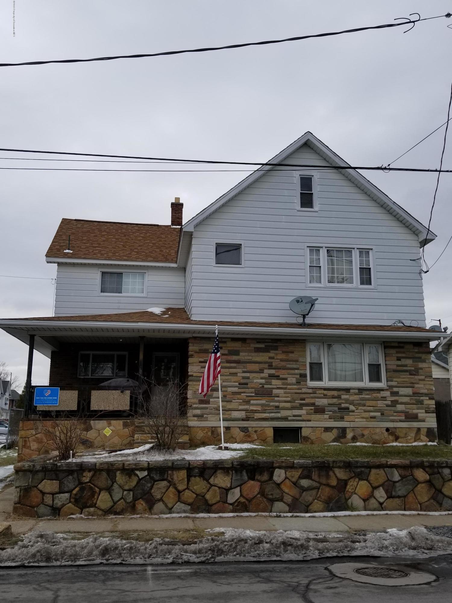 1719 Ash Street Scranton, PA 18510 - Photo 3 of 19 a front view of a house