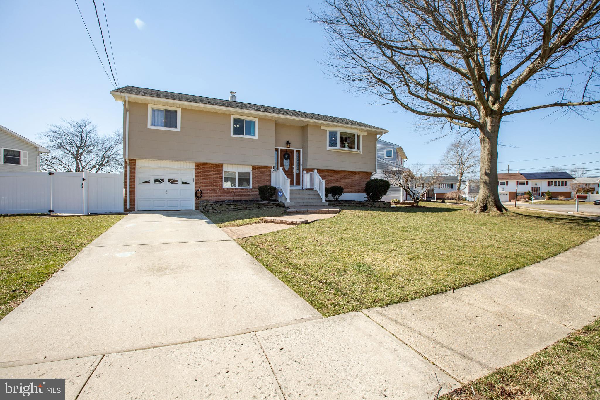 3 Sutton Drive, Hamilton, NJ 08690 Compass