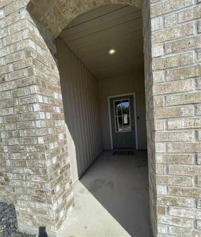 $240,000 | 920 St James Drive, Lake Charles, LA 70611