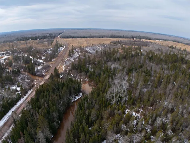 $459,900 | 772-xx Lois Lane, Port Wing, WI 54865