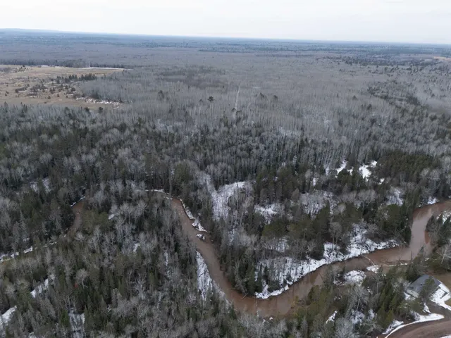 $459,900 | 772-xx Lois Lane, Port Wing, WI 54865