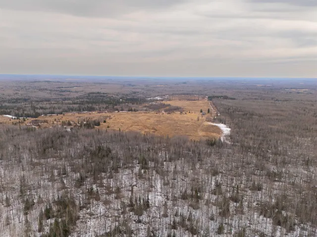 $459,900 | 772-xx Lois Lane, Port Wing, WI 54865