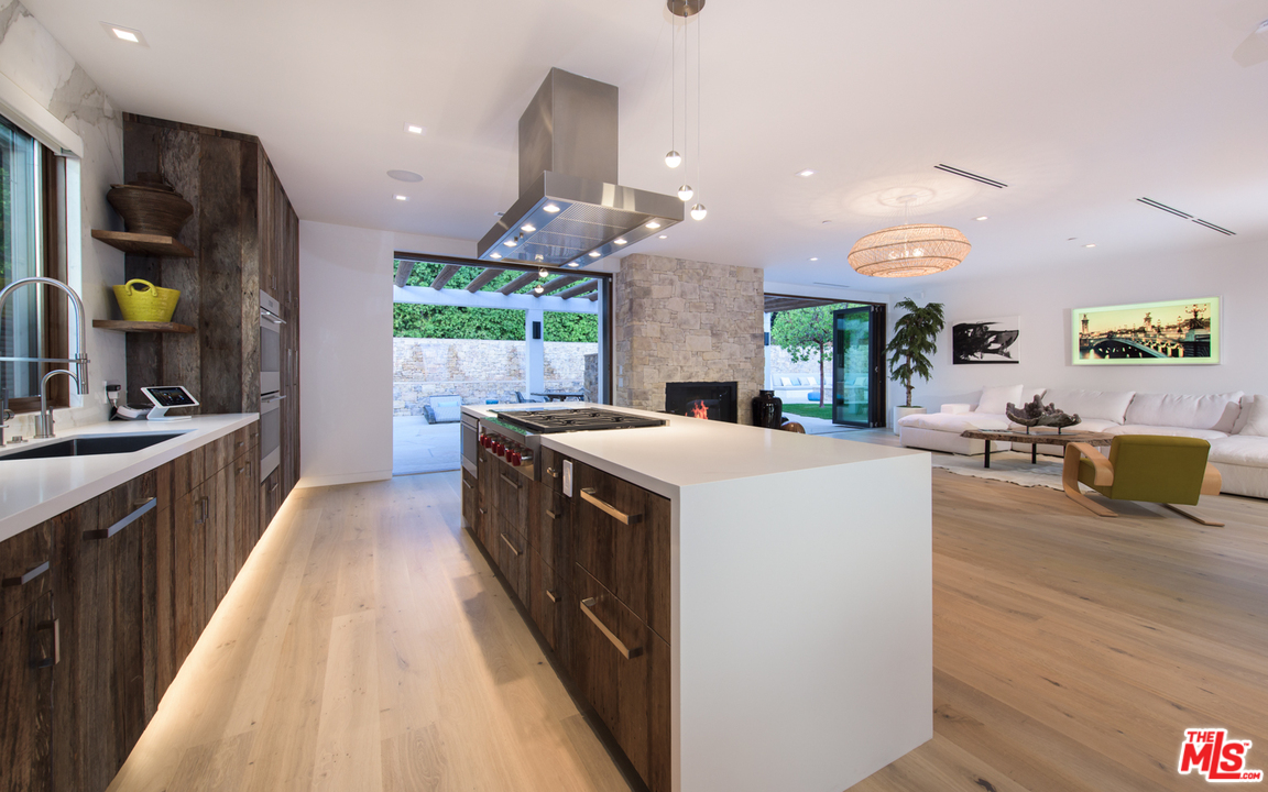 7829 Electra Drive Los Angeles, CA 90046 - Photo 13 of 36