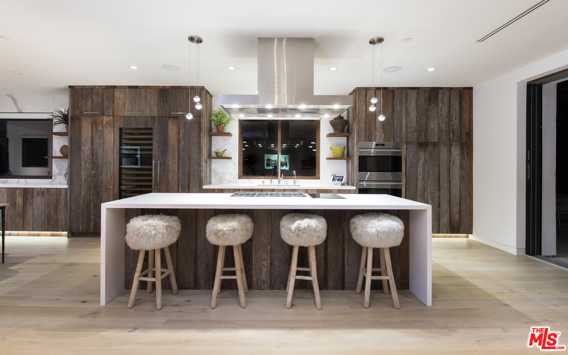 7829 Electra Drive Los Angeles, CA 90046 - Photo 9 of 36