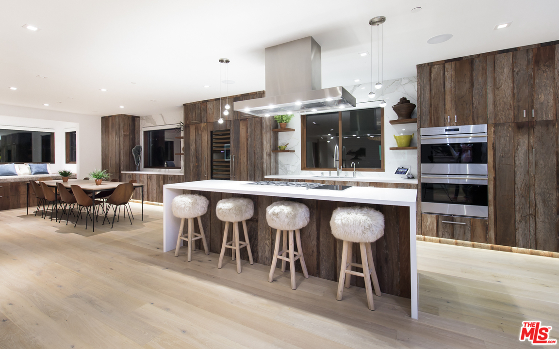 7829 Electra Drive Los Angeles, CA 90046 - Photo 10 of 36