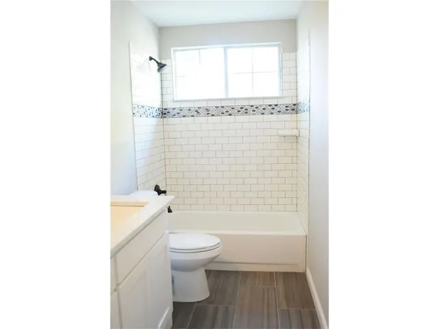 $2,400 | 923 Felicia Lane, Arlington, TX 76017