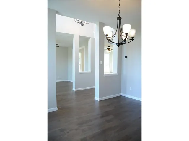 $2,400 | 923 Felicia Lane, Arlington, TX 76017