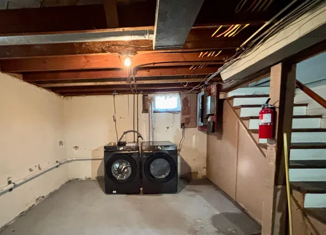 $152,500 | 118 Crocker Avenue North, Thief River Falls, MN 56701