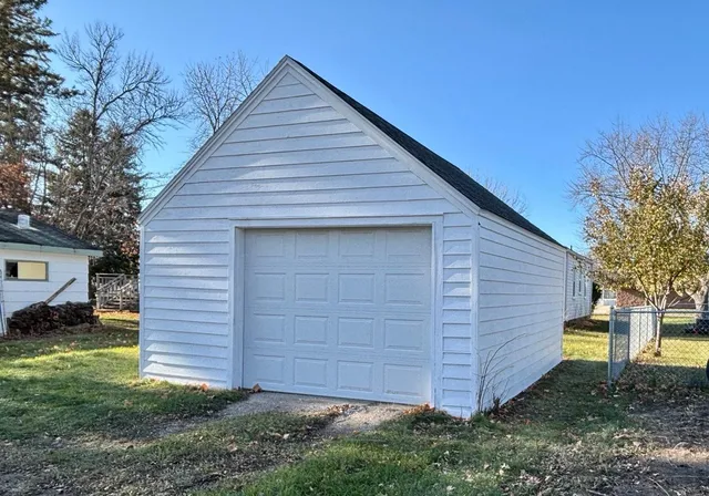 $152,500 | 118 Crocker Avenue North, Thief River Falls, MN 56701