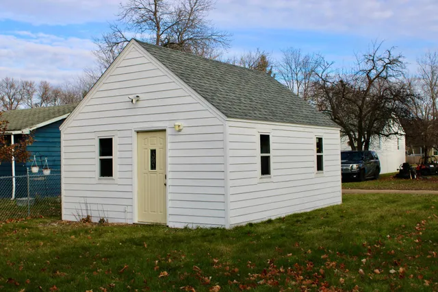 $152,500 | 118 Crocker Avenue North, Thief River Falls, MN 56701