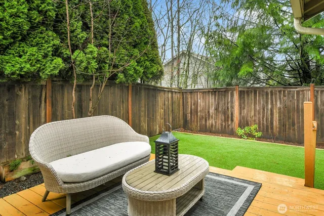 $915,000 | 20310 Hollyhills Drive Northeast, Bothell, WA 98011