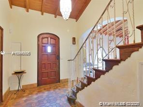 2655 Pine Tree Drive Miami Beach, FL 33140 - Photo 4 of 11