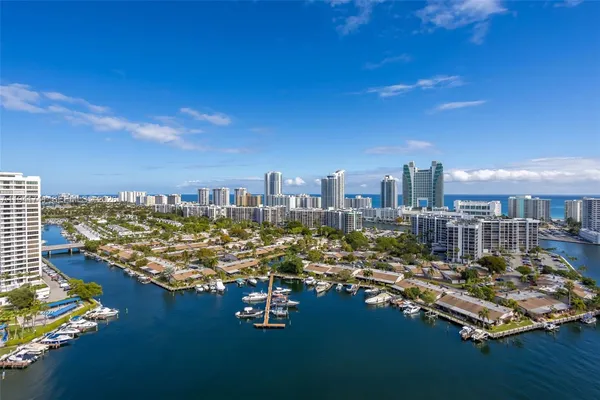$4,800 | 300 Three Islands Boulevard, Unit PH3A, Hallandale Beach, FL 33009