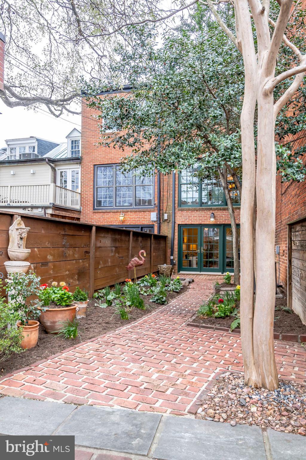 745 10th Street Southeast Washington, DC 20003 - Photo 39 of 41 Rear Patio