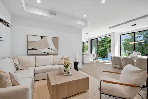 $3,325,000 | 204 Osceola Park Lane, Delray Beach, FL 33483