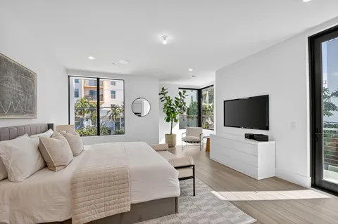 $3,325,000 | 204 Osceola Park Lane, Delray Beach, FL 33483