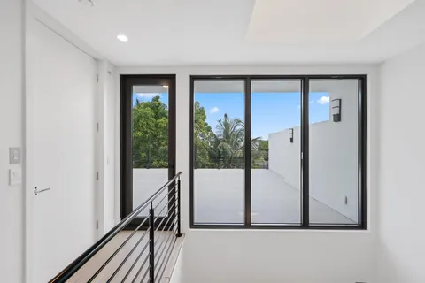 $3,325,000 | 204 Osceola Park Lane, Delray Beach, FL 33483