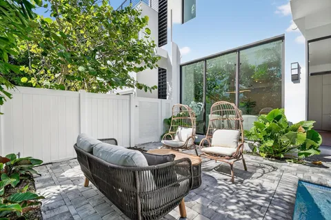 $3,325,000 | 204 Osceola Park Lane, Delray Beach, FL 33483