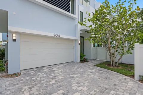 $3,325,000 | 204 Osceola Park Lane, Delray Beach, FL 33483