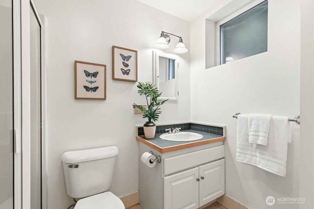 108 North 54th Street Seattle, WA 98103 - Photo 30 of 36