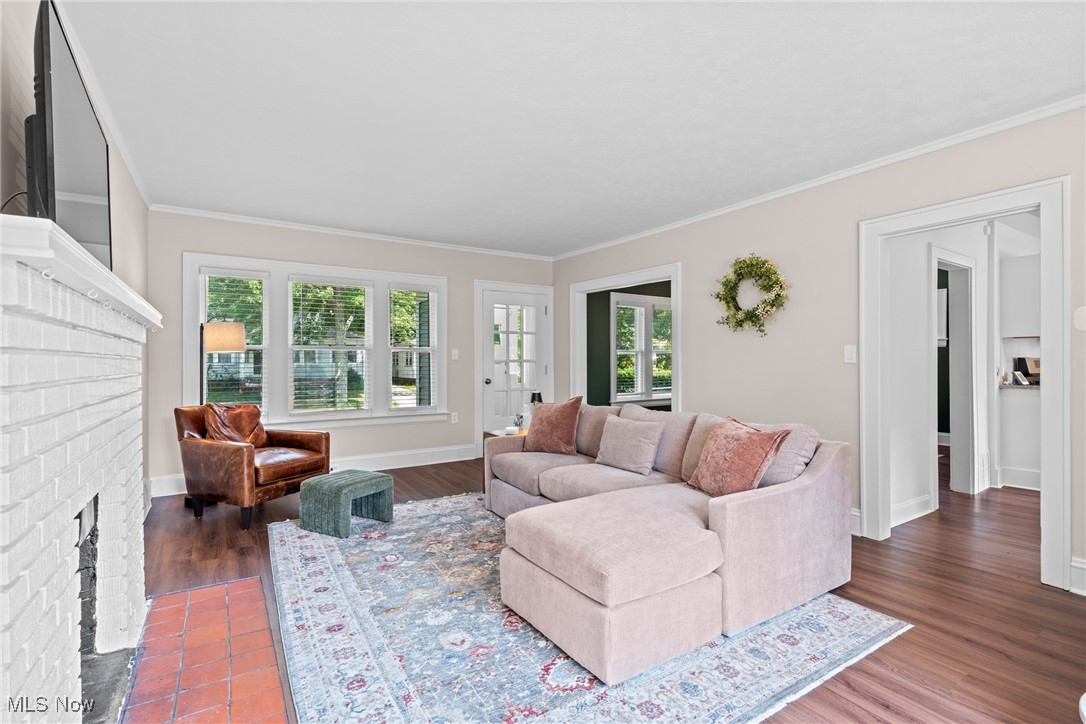 2616 Shaker Road Cleveland Heights, OH 44118 - Photo 3 of 46