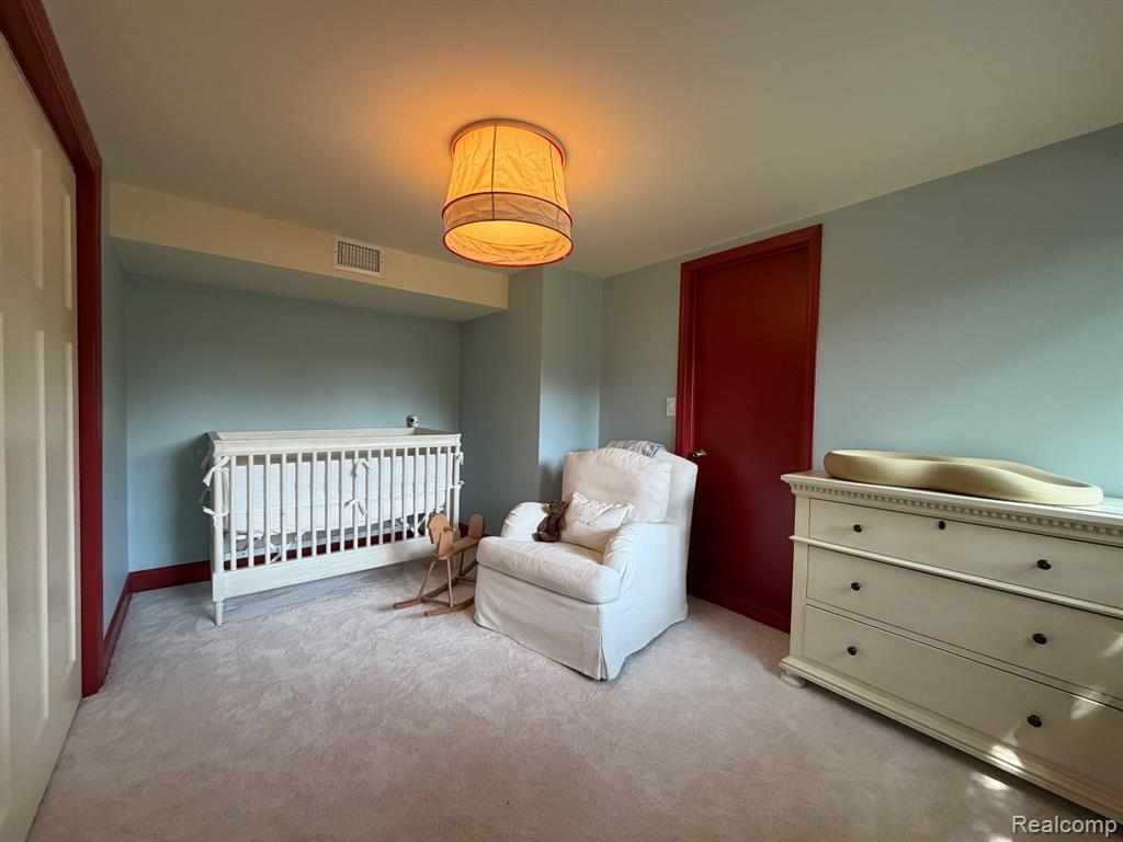 19510 Clement Road Northville, MI 48167 - Photo 25 of 33