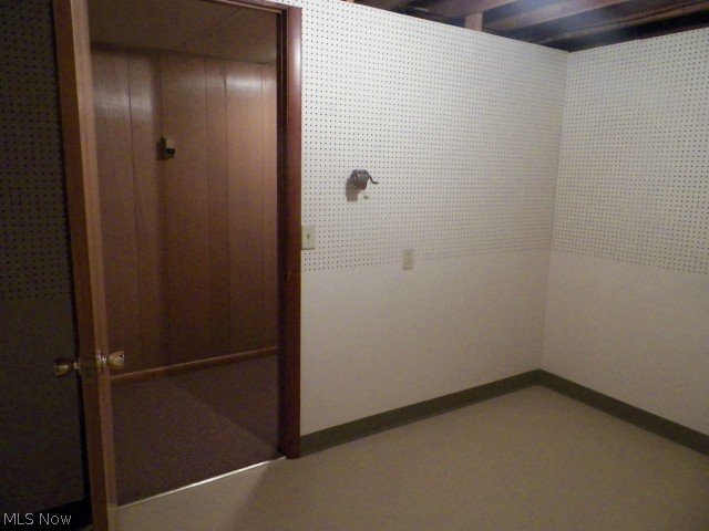 6556 Burdett Road Wadsworth, OH 44281 - Photo 12 of 25 Work space/room in basement.
