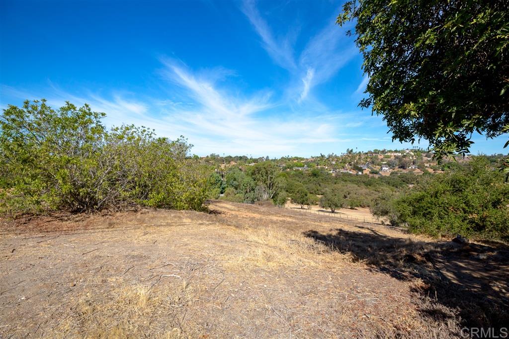 1653 Lone Oak Road Vista, CA 92084 - Photo 3 of 10 Gallery Image 3