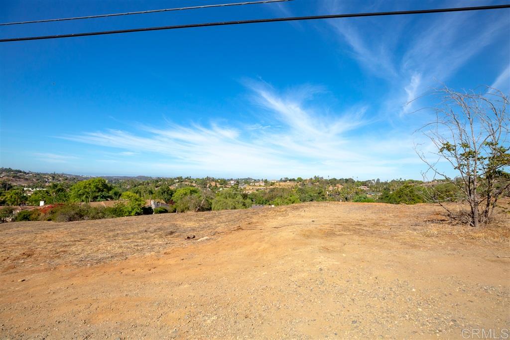 1653 Lone Oak Road Vista, CA 92084 - Photo 4 of 10 Gallery Image 4