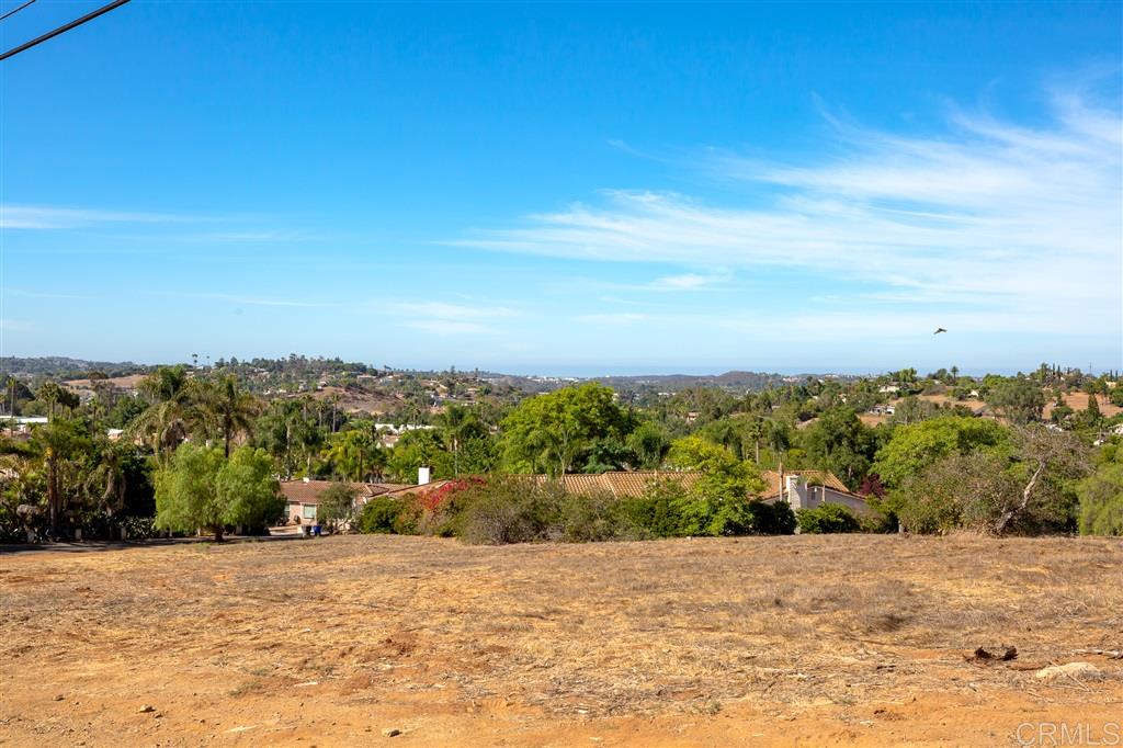 1653 Lone Oak Road Vista, CA 92084 - Photo 5 of 10 Gallery Image 5